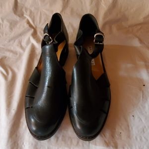 Vintage black leather fisherman shoes size 9M